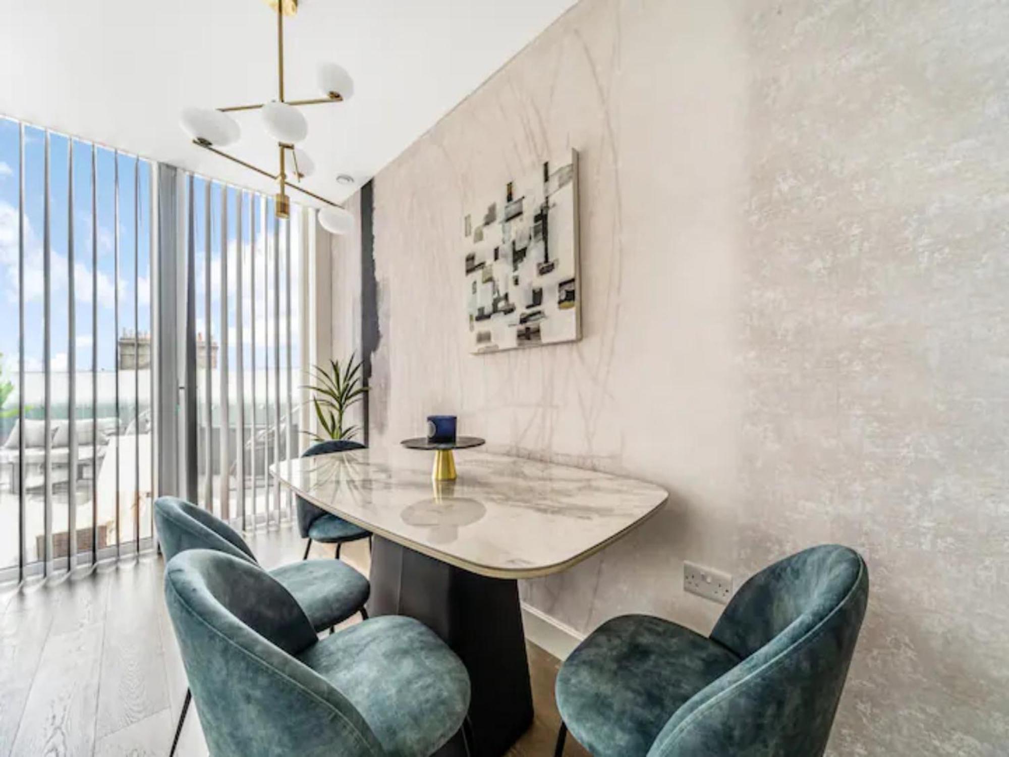Pass The Keys Penthouse Oasis In Trendy Fulham Apartment Londra Exterior foto